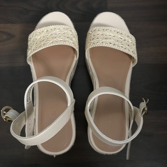 Old Navy Espadrille Platform Sandals Heeled Natural Floral Cream Beige - Picture 10 of 16